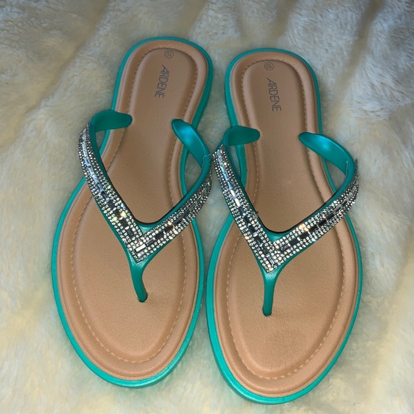Green sparkly flip flops sandals size 9.5 or 10 - Picture 1 of 8